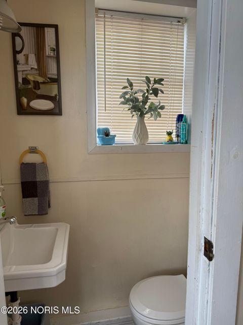 Tiny photo for 214 Corwin Street, Defiance, OH 43512 (MLS # 10003724)