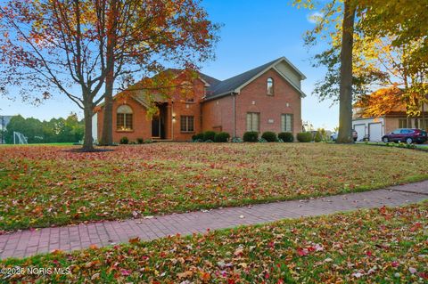Photo of 4829 Rhone Drive, Maumee, OH 43537 (MLS # 10000780)