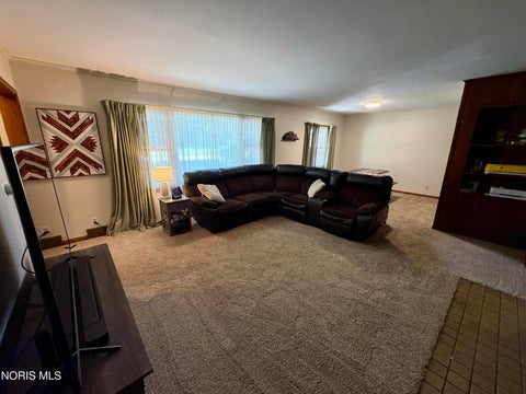 Tiny photo for 1235 Jefferson Road, Fostoria, OH 44830 (MLS # 10009954)