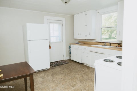 Tiny photo for 1218 S Jackson Street, Defiance, OH 43512 (MLS # 10014466)