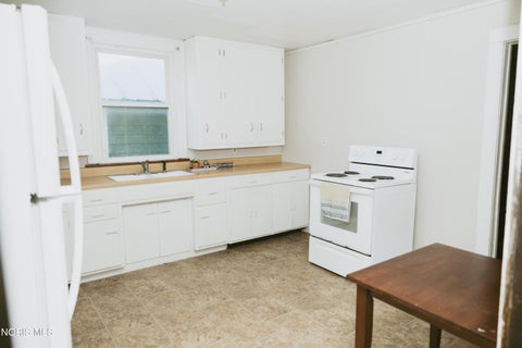 Tiny photo for 1218 S Jackson Street, Defiance, OH 43512 (MLS # 10014466)