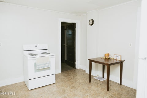 Tiny photo for 1218 S Jackson Street, Defiance, OH 43512 (MLS # 10014466)