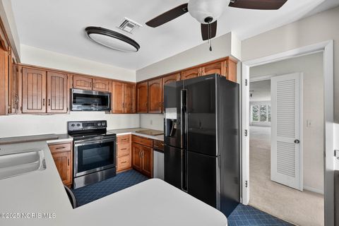 Tiny photo for 4216 Stonehenge Drive # 4, Sylvania, OH 43560 (MLS # 10002487)