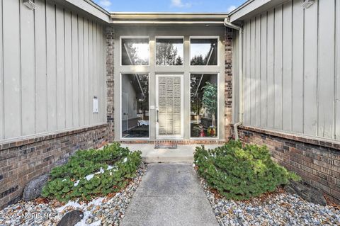 Tiny photo for 4216 Stonehenge Drive # 4, Sylvania, OH 43560 (MLS # 10002487)