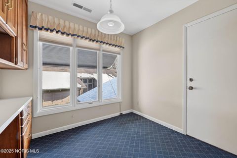 Tiny photo for 4216 Stonehenge Drive # 4, Sylvania, OH 43560 (MLS # 10002487)