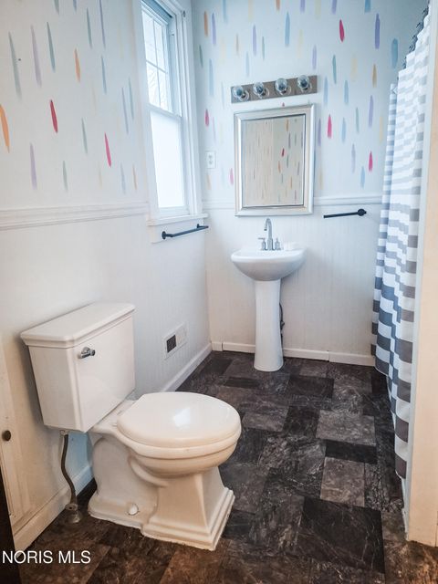 Tiny photo for 317 S Main Street, North Baltimore, OH 45872 (MLS # 10004249)