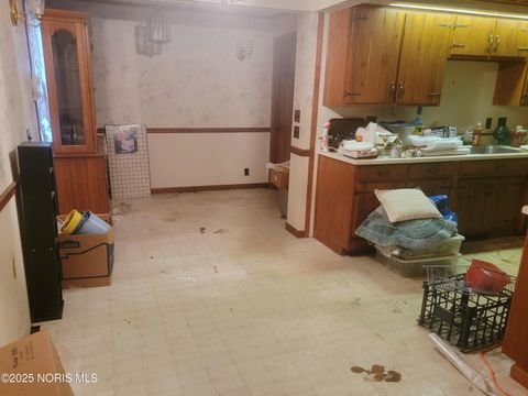 Tiny photo for 1537 Wilmore Drive, Toledo, OH 43614 (MLS # 10001833)