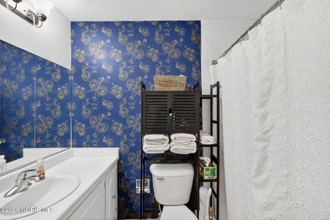 Tiny photo for 5408 Riviera Drive, Toledo, OH 43611 (MLS # 10003051)