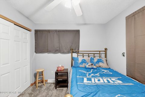 Tiny photo for 5408 Riviera Drive, Toledo, OH 43611 (MLS # 10003051)