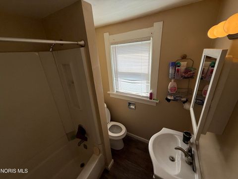 Tiny photo for 1608 Freedom Street, Toledo, OH 43605 (MLS # 10007350)