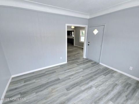 Tiny photo for 1420 Upton Avenue, Toledo, OH 43607 (MLS # 10003433)