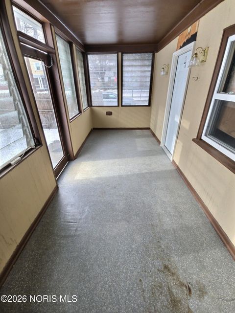 Tiny photo for 1420 Upton Avenue, Toledo, OH 43607 (MLS # 10003433)