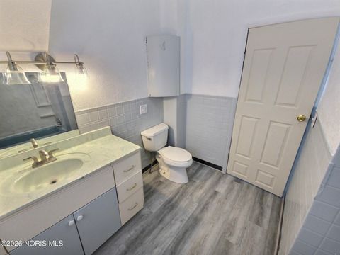 Tiny photo for 1420 Upton Avenue, Toledo, OH 43607 (MLS # 10003433)