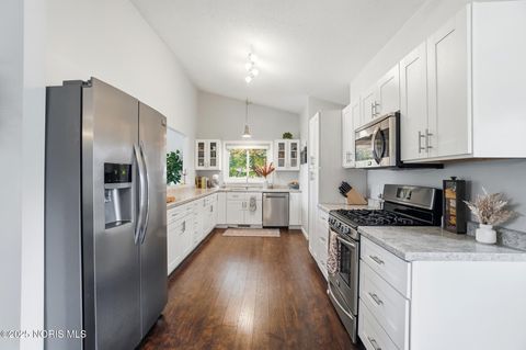 Tiny photo for 2441 Point Pleasant Way, Toledo, OH 43611 (MLS # 10001834)