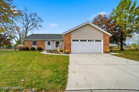 Tiny photo for 2441 Point Pleasant Way, Toledo, OH 43611 (MLS # 10001834)