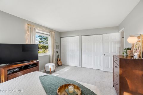 Tiny photo for 2441 Point Pleasant Way, Toledo, OH 43611 (MLS # 10001834)