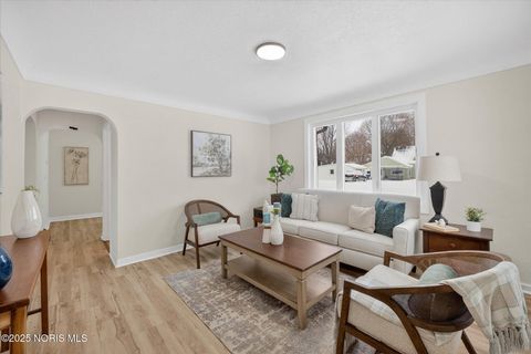 Tiny photo for 5051 Saint Aubin Drive, Toledo, OH 43615 (MLS # 10002187)