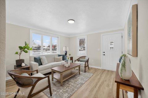 Tiny photo for 5051 Saint Aubin Drive, Toledo, OH 43615 (MLS # 10002187)