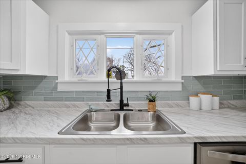 Tiny photo for 5051 Saint Aubin Drive, Toledo, OH 43615 (MLS # 10002187)