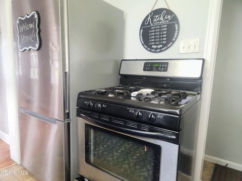 Tiny photo for 5835 Deane Drive, Toledo, OH 43613 (MLS # 10006182)