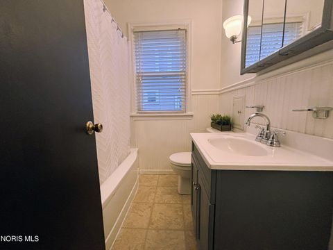 Tiny photo for 5835 Deane Drive, Toledo, OH 43613 (MLS # 10006182)