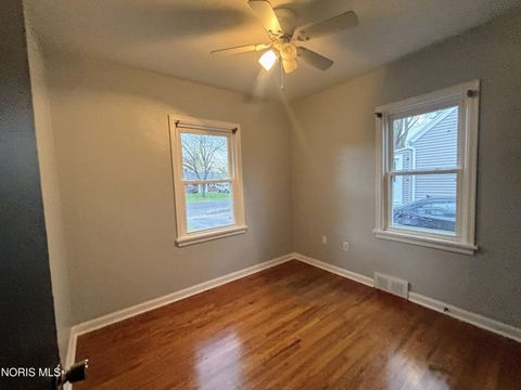 Tiny photo for 5835 Deane Drive, Toledo, OH 43613 (MLS # 10006182)