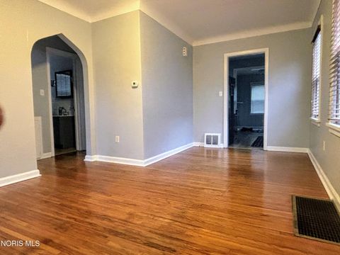 Tiny photo for 5835 Deane Drive, Toledo, OH 43613 (MLS # 10006182)