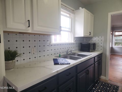 Tiny photo for 5835 Deane Drive, Toledo, OH 43613 (MLS # 10006182)