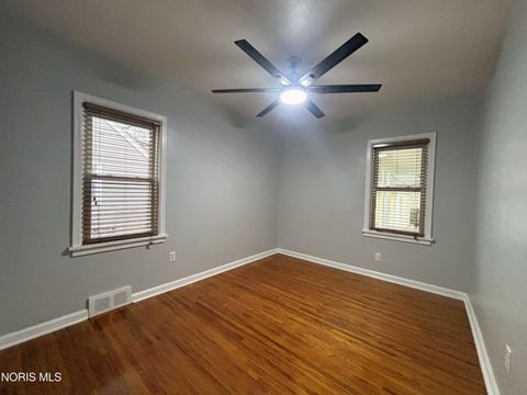 Tiny photo for 5835 Deane Drive, Toledo, OH 43613 (MLS # 10006182)