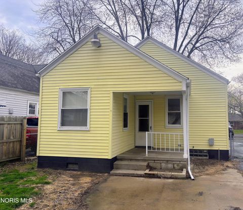 Tiny photo for 5835 Deane Drive, Toledo, OH 43613 (MLS # 10006182)