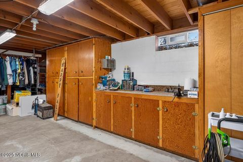 Tiny photo for 705 Regina Parkway, Toledo, OH 43612 (MLS # 10002256)