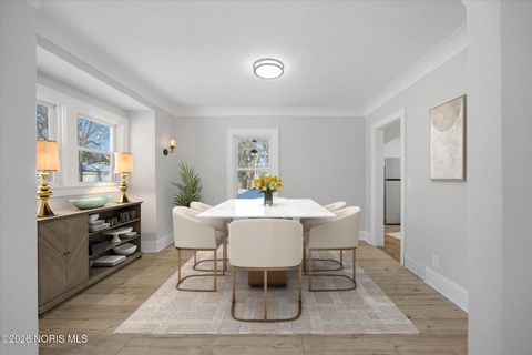 Tiny photo for 3242 Meadowbrook Court, Toledo, OH 43606 (MLS # 10003361)