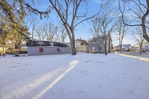 Tiny photo for 3242 Meadowbrook Court, Toledo, OH 43606 (MLS # 10003361)