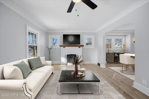 Tiny photo for 3242 Meadowbrook Court, Toledo, OH 43606 (MLS # 10003361)