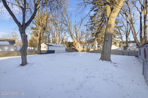 Tiny photo for 3242 Meadowbrook Court, Toledo, OH 43606 (MLS # 10003361)