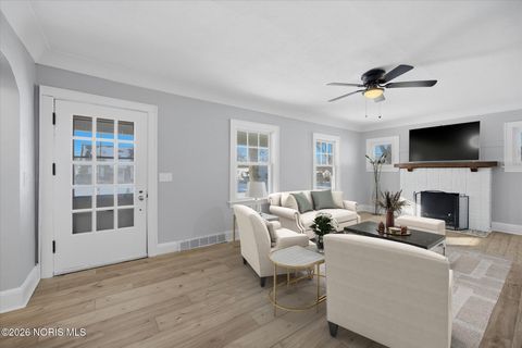 Tiny photo for 3242 Meadowbrook Court, Toledo, OH 43606 (MLS # 10003361)