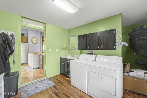 Tiny photo for 845 Hurd Avenue, Findlay, OH 45840 (MLS # 10004250)