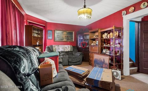 Tiny photo for 616 Thayer Street, Toledo, OH 43609 (MLS # 10001625)