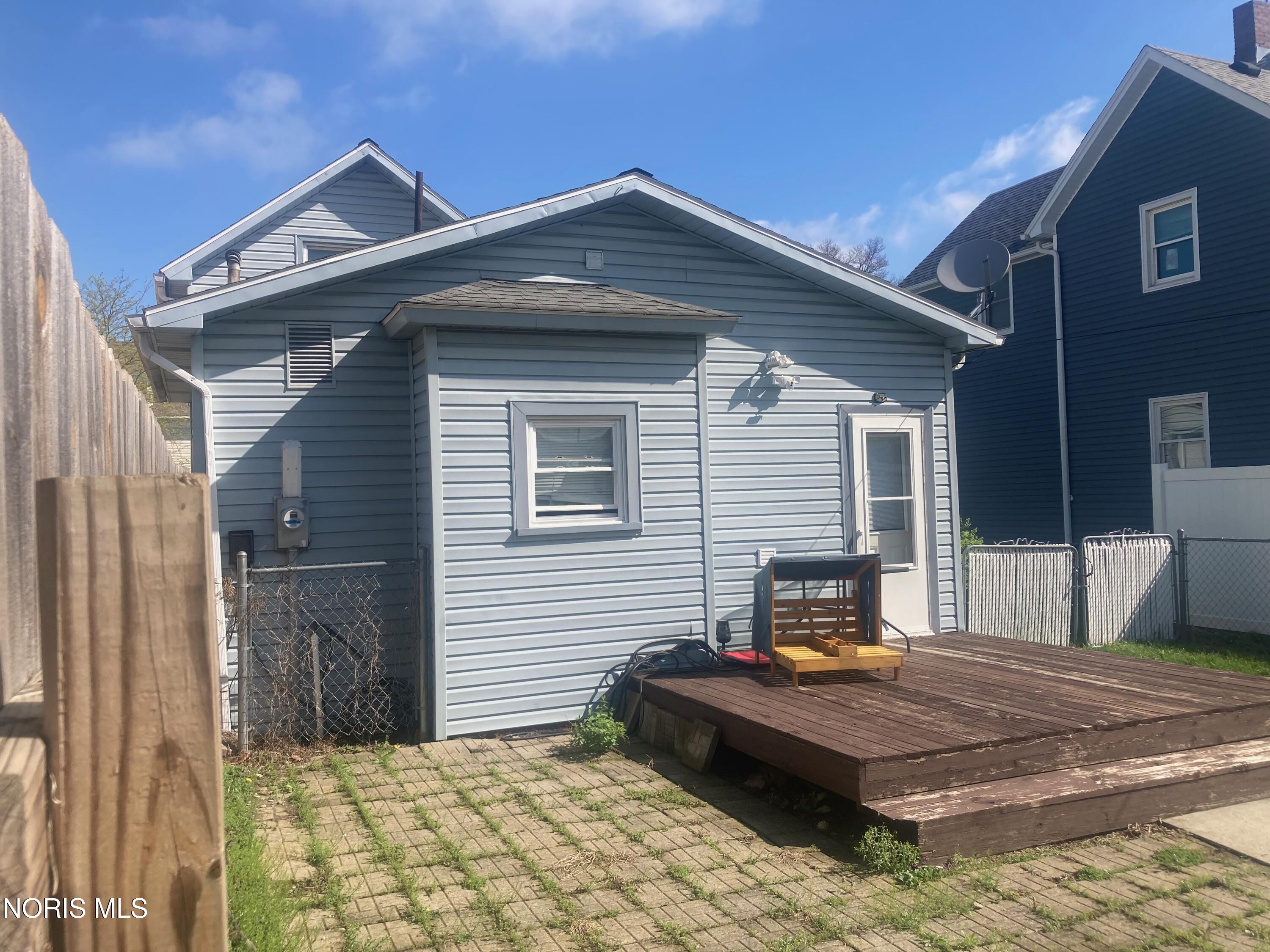 319 Locust Street