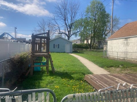Tiny photo for 319 Locust Street, Findlay, OH 45840 (MLS # 10007004)