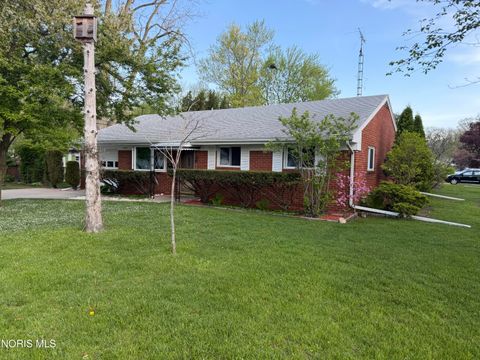 Photo of 4210 Stock Avenue, Toledo, OH 43623 (MLS # 10006797)