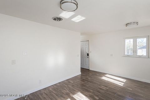 Tiny photo for 3610 Dean Avenue, Toledo, OH 43608 (MLS # 10000222)