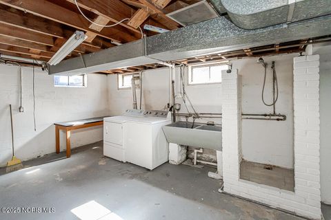 Tiny photo for 3610 Dean Avenue, Toledo, OH 43608 (MLS # 10000222)