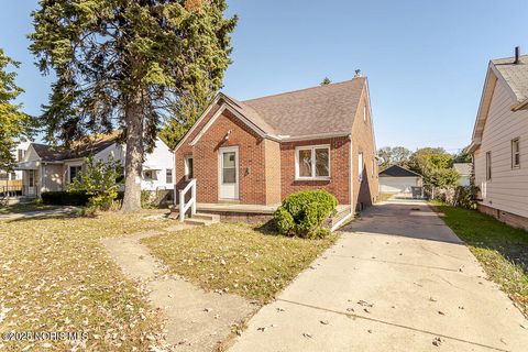 Tiny photo for 3610 Dean Avenue, Toledo, OH 43608 (MLS # 10000222)