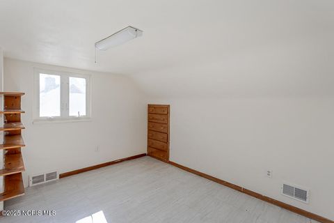 Tiny photo for 3610 Dean Avenue, Toledo, OH 43608 (MLS # 10000222)