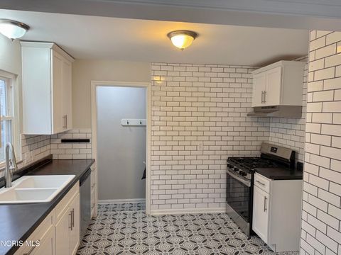 Tiny photo for 540 Southover Road, Toledo, OH 43612 (MLS # 10007928)