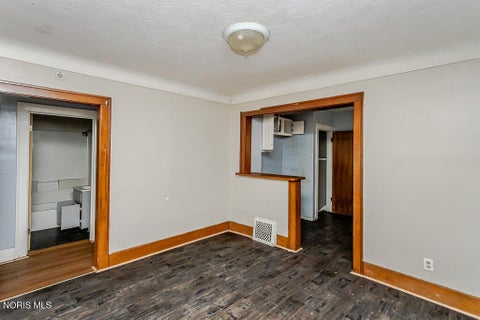 Tiny photo for 1838 Berdan Avenue, Toledo, OH 43613 (MLS # 10014372)