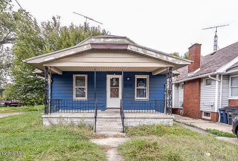 Photo of 1838 Berdan Avenue, Toledo, OH 43613 (MLS # 10014372)