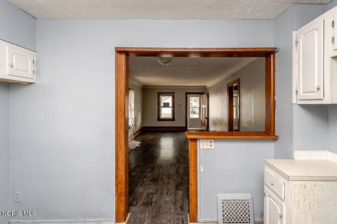 Tiny photo for 1838 Berdan Avenue, Toledo, OH 43613 (MLS # 10014372)