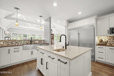 Tiny photo for 30062 Morningside Drive, Perrysburg, OH 43551 (MLS # 10009265)